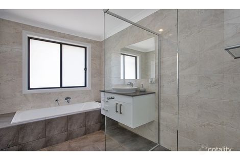 Property photo of 62 Falcon Drive Calala NSW 2340