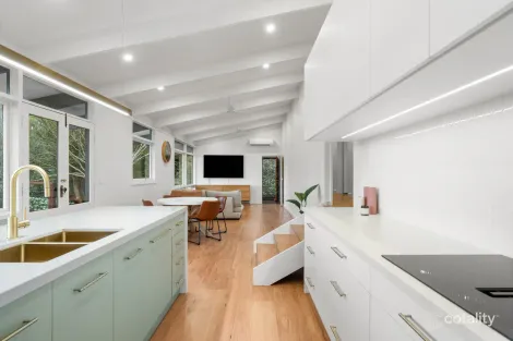 Property photo of 11 Protea Crescent Crafers SA 5152