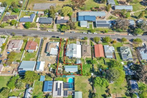 43 William St, Young, NSW 2594