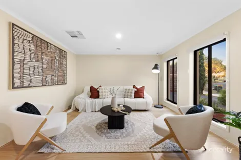 Property photo of 34 Sandleford Way Hoppers Crossing VIC 3029
