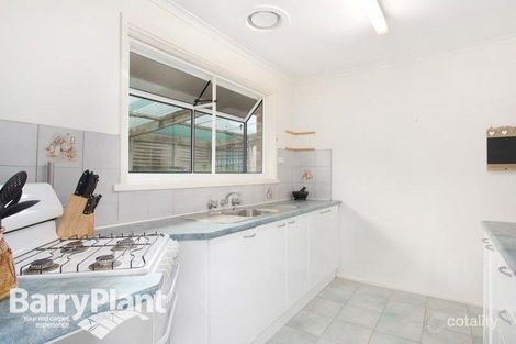 Property photo of 3 Highview Avenue Cranbourne VIC 3977