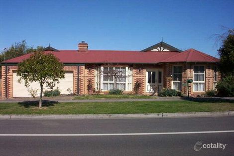 Property photo of 157 Bemersyde Drive Berwick VIC 3806