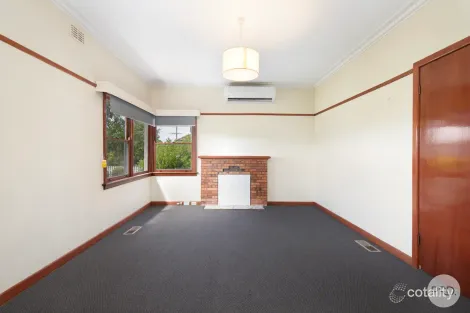 Property photo of 13 Park Street Wendouree VIC 3355