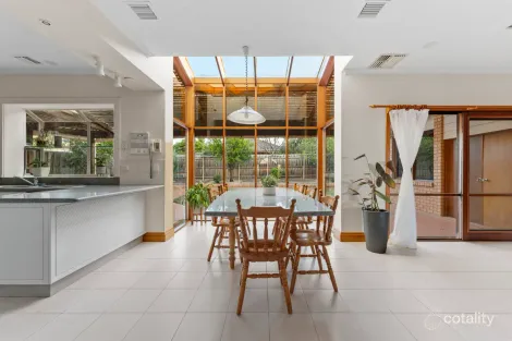 Property photo of 137 Rowan Drive Kealba VIC 3021