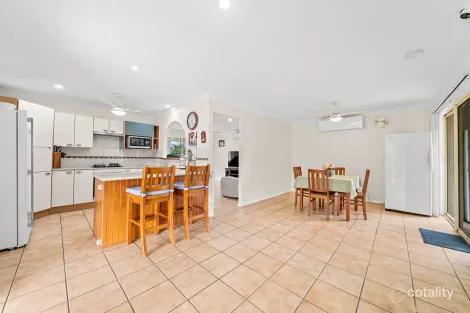 Property photo of 36 Lithfield Place Loganholme QLD 4129