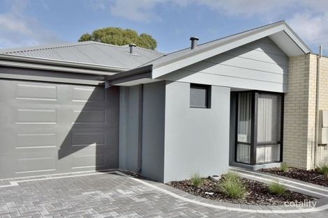 Property photo of 2/4 Balfour Road Swan View WA 6056
