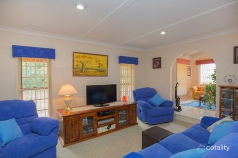 Property photo of 16 Billabong Drive Gooburrum QLD 4670