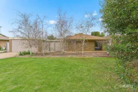 2 MUSCAT CT, MILDURA, VIC 3500