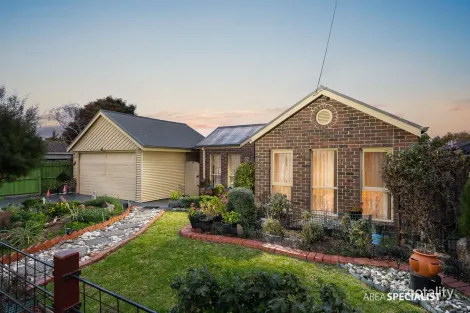32 Grevillea Cres, Hoppers Crossing, VIC 3029