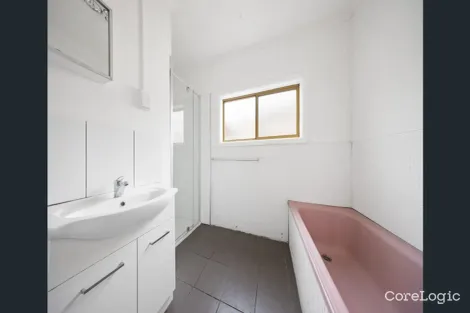 Property photo of 10 Staff Street Seddon VIC 3011