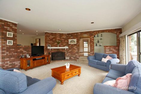 Property photo of 5 Morris Road Beaconsfield Upper VIC 3808