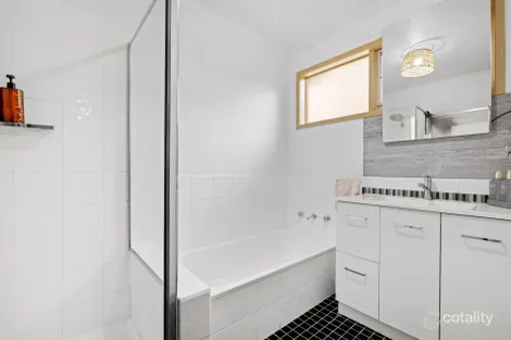 Property photo of 57 Kalimna Crescent Rye VIC 3941