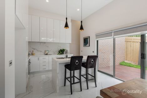 Property photo of 6/39 Wooddale Grove Donvale VIC 3111