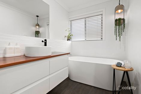 Property photo of 10 Fryar Crescent Wallsend NSW 2287