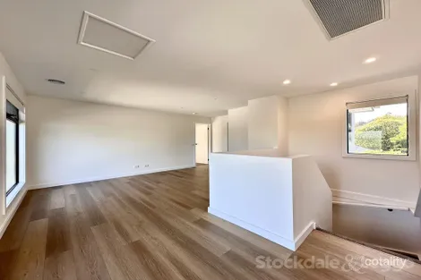 Property photo of 1/11 Georges Road Ringwood VIC 3134