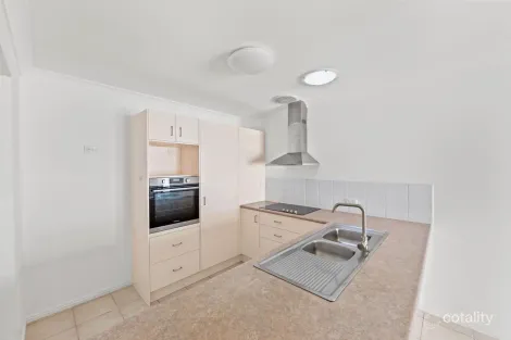 2/6 NATASHA CT, CURRUMBIN WATERS, QLD 4223