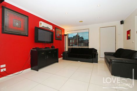 Property photo of 16 Parklands Drive Thomastown VIC 3074