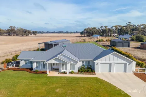 Property photo of 10 Meadow Drive Toolamba VIC 3614