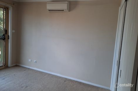 Property photo of 2/27-29 Marjorie Close Casula NSW 2170