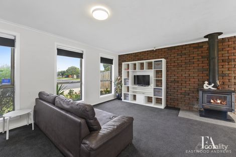 Property photo of 31 East End Crescent St Albans Park VIC 3219