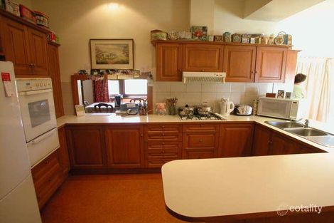 Property photo of 8 Violet Grove Kew East VIC 3102