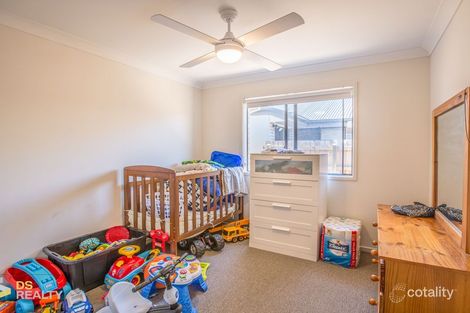 Property photo of 23 Napier Circuit Silkstone QLD 4304