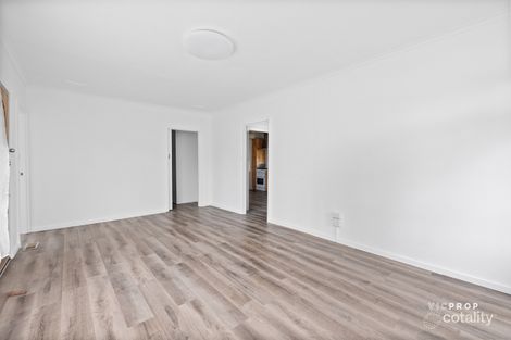 Property photo of 20 Brunei Crescent Heidelberg West VIC 3081