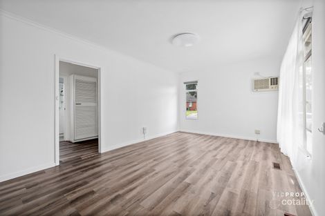 Property photo of 20 Brunei Crescent Heidelberg West VIC 3081