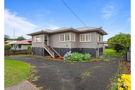 Property photo of 235 Long Street South Toowoomba QLD 4350