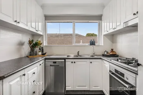 Property photo of 2/652 Inkerman Road Caulfield North VIC 3161