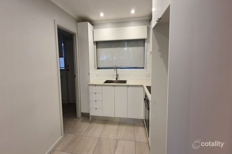 Property photo of 2/24 Kelsby Street Reservoir VIC 3073