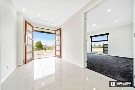 Property photo of 16 Yellowstone Avenue Clyde VIC 3978