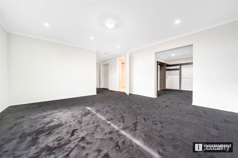 Property photo of 16 Yellowstone Avenue Clyde VIC 3978