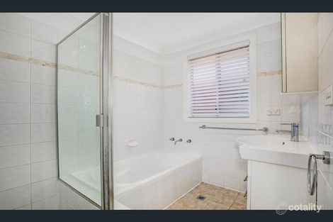 Property photo of 37 Dernancourt Parade Milperra NSW 2214