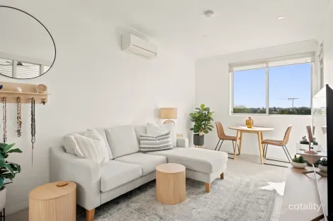 10/2 Ballymore St, Kelvin Grove, QLD 4059