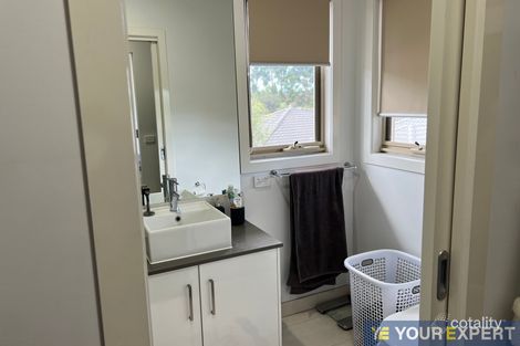 17/59-61 Belgrave-Hallam Rd, Hallam, VIC 3803