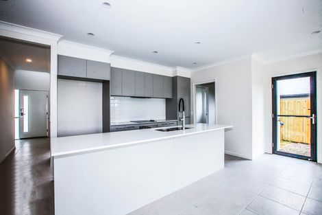 Property photo of 28 Dominic Place Heathwood QLD 4110