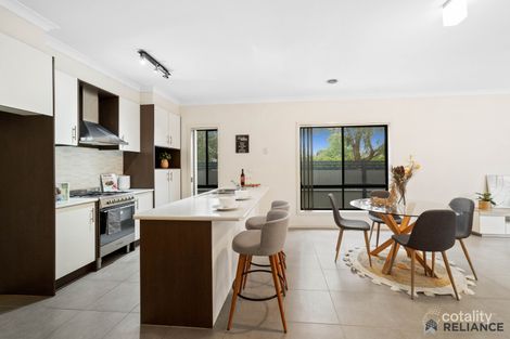Property photo of 5 Ardsley Circuit Craigieburn VIC 3064
