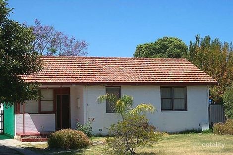 Property photo of 32 Heathcroft Road Balga WA 6061