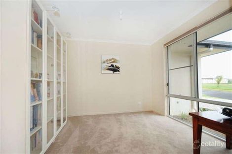 Property photo of 19 Kalimna Drive Highfields QLD 4352