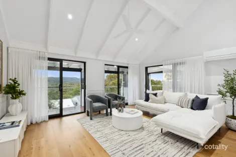 Property photo of 29 Kipling Drive Bateau Bay NSW 2261