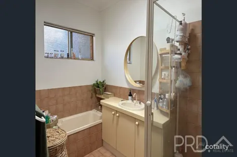 Property photo of 16A Haddon Way Nickol WA 6714