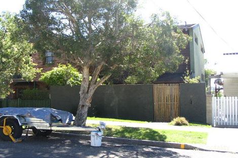 4 Undercliff Rd, Freshwater, NSW 2096