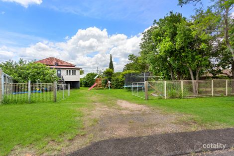 Property photo of 37 Brisbane Road Ebbw Vale QLD 4304