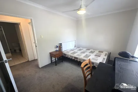 Property photo of 53B Lakeside Drive Joondalup WA 6027