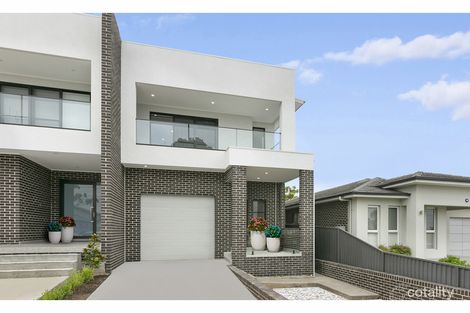 11 Clarke St, Granville, NSW 2142