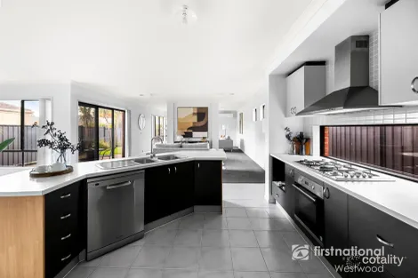 Property photo of 65 Innisfail Drive Point Cook VIC 3030