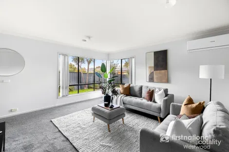 Property photo of 65 Innisfail Drive Point Cook VIC 3030