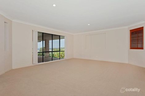 Property photo of 12 Wunburra Circle Pacific Pines QLD 4211