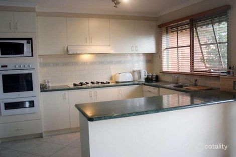 Property photo of 30 Shearer Court Frankston South VIC 3199